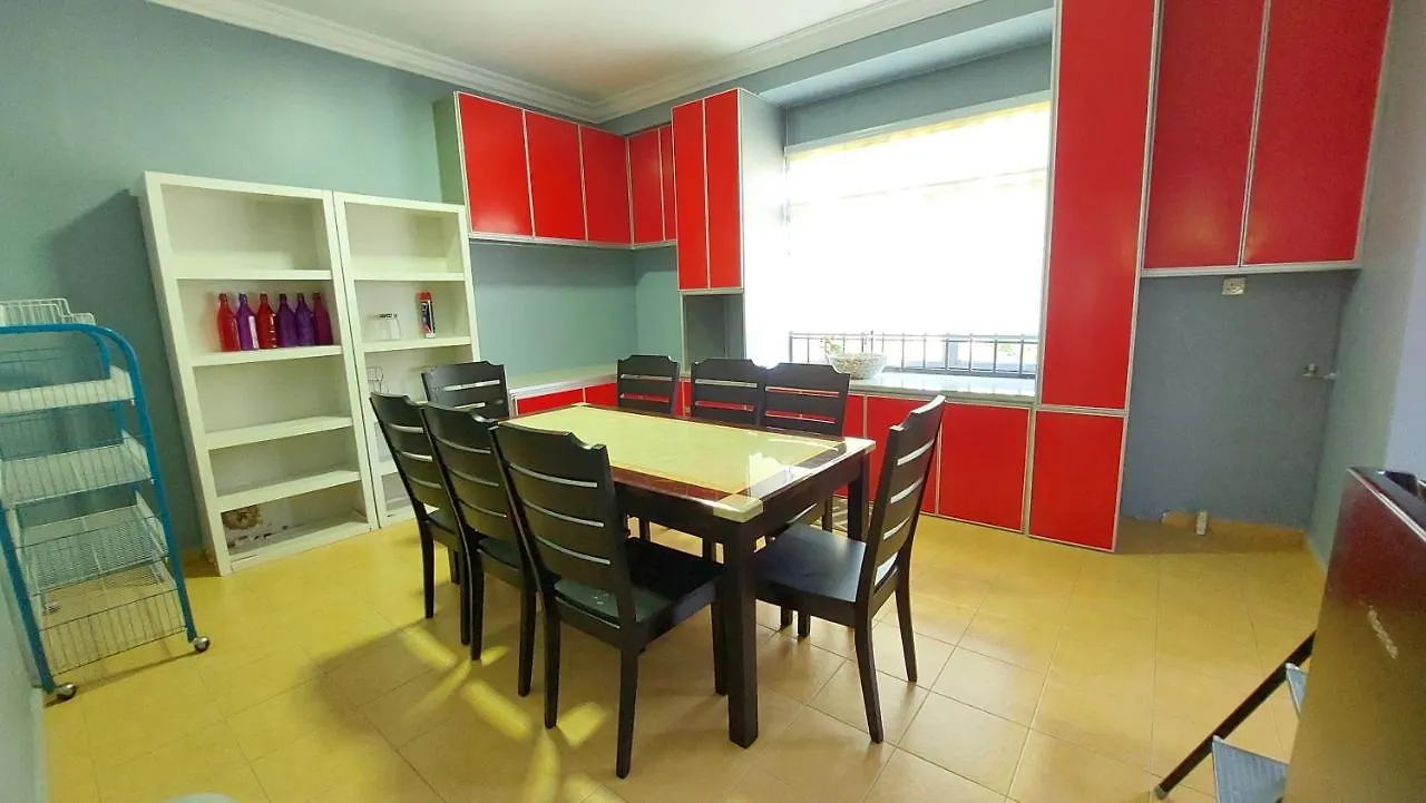 Teratak Azhan Homestay Kampong Sungai Putat Malesia